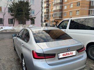 2019 BMW 3 серии 318d VII (G2x), серебристый, 3350000 рублей, вид 5