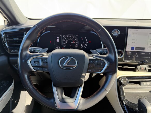 2022 Lexus NX 350 II, белый, 5800000 рублей - вид 15
