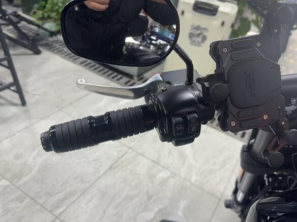 2022 Harley-Davidson Fat Bob, чёрный, 1830000 рублей - вид 10