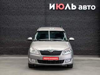 2012 Skoda Roomster I Рестайлинг, бежевый, 660000 рублей, вид 2