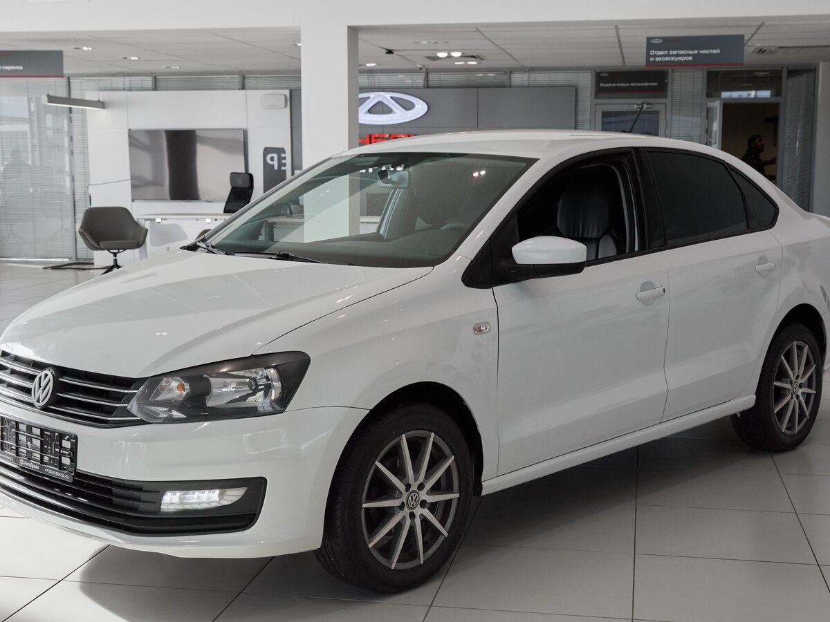Открыть фотографии: Volkswagen Polo V Рестайлинг