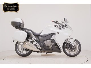 2010 Honda VFR 1200, белый, 691000 рублей, вид 2