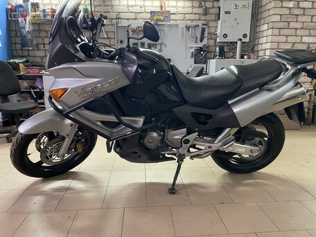 2006 Honda XL1000V Varadero, чёрный, 560000 рублей, вид 2