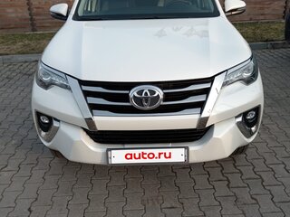 2018 Toyota Fortuner II, белый, 4250000 рублей, вид 2