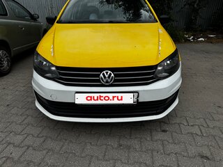 2019 Volkswagen Polo V Рестайлинг, жёлтый, 590000 рублей, вид 1