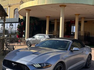 2020 Ford Mustang VI Рестайлинг, серый, 3350000 рублей, вид 4