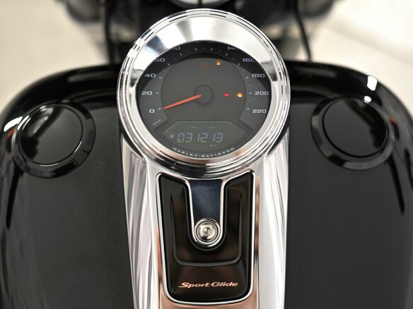 2019 Harley-Davidson Sport Glide, чёрный, 1449000 рублей - вид 8
