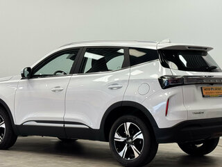 2024 Chery Tiggo 4 I Рестайлинг 2, белый, 1875000 рублей, вид 3
