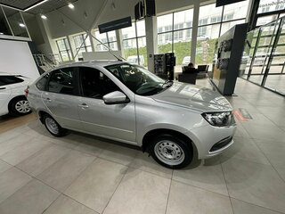 2026 Lada (ВАЗ) Granta I Рестайлинг, серебристый, 1113000 рублей, вид 4