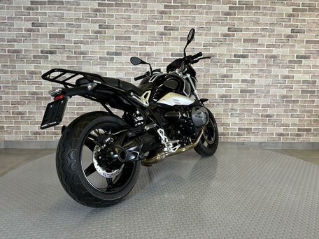 2017 BMW R Nine T Pure, чёрный, 1068000 рублей, вид 3