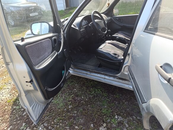 2006 Chevrolet Niva I, серебристый, 200000 рублей - вид 8