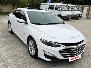 2019 Chevrolet Malibu IX Рестайлинг, белый, 1400000 рублей, вид 3