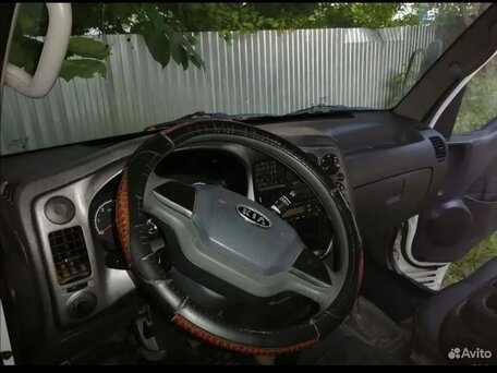 2012 Kia Bongo, белый, 800000 рублей, вид 4