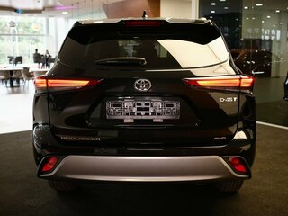 2026 Toyota Highlander IV (XU70), чёрный, 5499000 рублей, вид 4