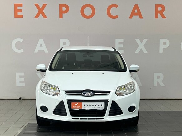 2011 Ford Focus III, белый, 650000 рублей - вид 1