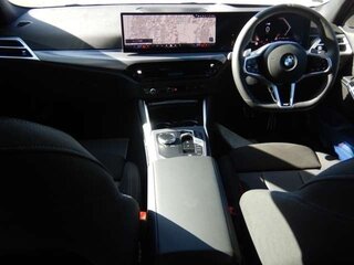2023 BMW 3 серии 318i VII (G2x) Рестайлинг, синий, 2793000 рублей, вид 5