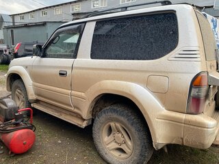 1999 Toyota Land Cruiser Prado 90 Series Рестайлинг, белый, 1000000 рублей, вид 4