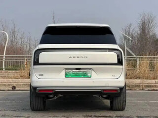 2025 Zeekr 9X 55 kWh (до 3.5 т), белый, 12100000 рублей, вид 5