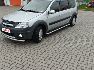 2017 Lada (ВАЗ) Largus Cross I, серебристый, 820000 рублей, вид 1