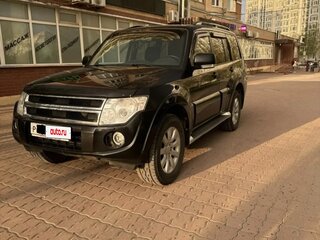 2013 Mitsubishi Pajero IV Рестайлинг 1, чёрный, 1950000 рублей, вид 2