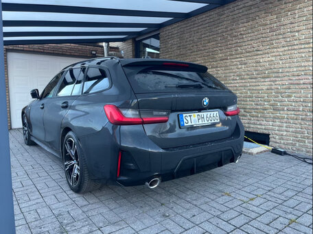 2026 BMW 3 серии 318i VII (G2x) Рестайлинг 2, чёрный, 4016959 рублей, вид 2