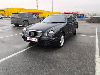 1999 Mercedes-Benz E-Класс 320 II (W210, S210) Рестайлинг, синий, 600000 рублей, вид 3