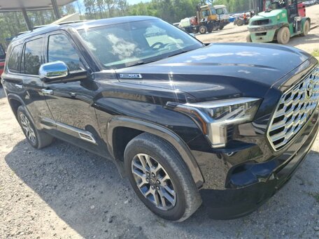 Toyota Sequoia III