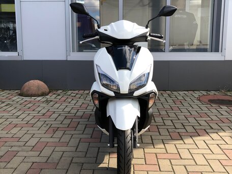2026 Honda NS125RX, белый, 300000 рублей, вид 4