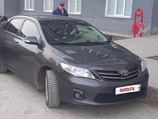 2013 Toyota Corolla X (E140, E150) Рестайлинг, серый, 900000 рублей, вид 2