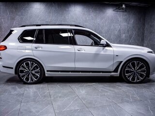 2024 BMW X7 40d I (G07) Рестайлинг, белый, 11350000 рублей, вид 4