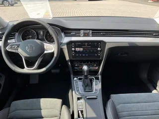 2022 Volkswagen Passat B8 Рестайлинг, серебристый, 2790000 рублей, вид 5