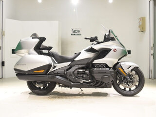 2025 Honda GL 1800 Gold Wing, серебристый, 3100000 рублей, вид 1