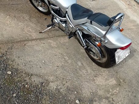 1999 Suzuki Desperado VZ400, серебристый, 350000 рублей, вид 3