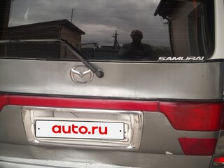 2000 Mazda Bongo Friendee I Рестайлинг, белый, 400000 рублей, вид 1