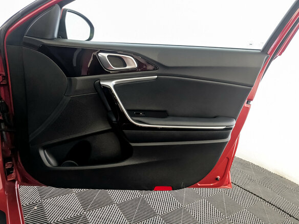 2021 Kia Ceed III, красный, 2145000 рублей - вид 23