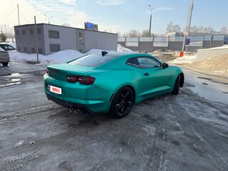 2018 Chevrolet Camaro 8-speed VI Рестайлинг, зелёный, 3000000 рублей, вид 5