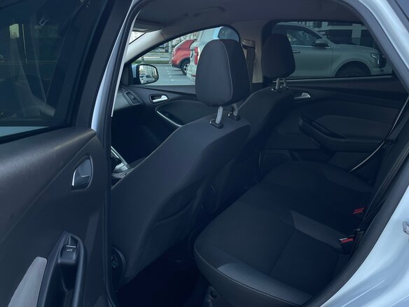 2013 Ford Focus III, белый - вид 21
