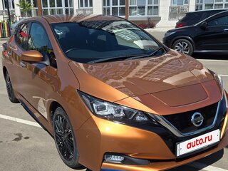 2017 Nissan Leaf II (ZE1), оранжевый, 1600000 рублей, вид 1