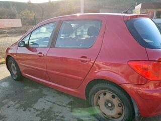 2007 Peugeot 307 I Рестайлинг, красный, 386600 рублей, вид 3