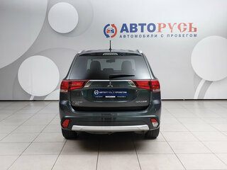 2015 Mitsubishi Outlander III Рестайлинг 2, серый, 1525000 рублей, вид 4