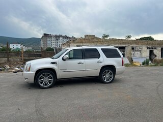 2012 Cadillac Escalade III, белый, 2200000 рублей, вид 4