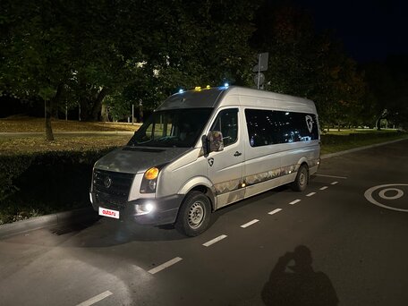 2008 Volkswagen Crafter, серебристый, 1500000 рублей, вид 2