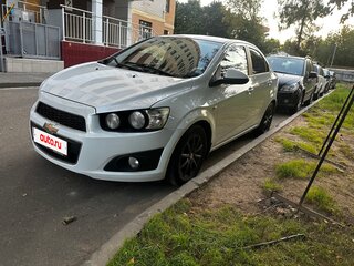2012 Chevrolet Aveo II, белый, 600000 рублей, вид 2