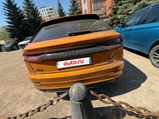 2020 Audi Q8 50 TDI I (4M), золотистый, 7600000 рублей, вид 3