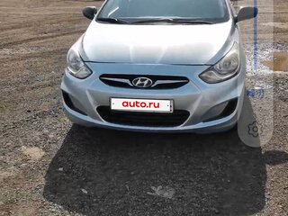 2013 Hyundai Solaris I, серый, 675000 рублей, вид 1