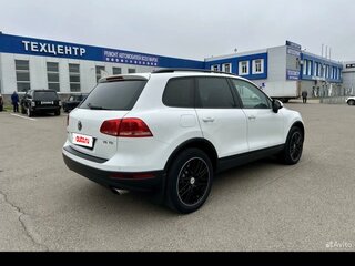 2015 Volkswagen Touareg II Рестайлинг, белый, 3200000 рублей, вид 5