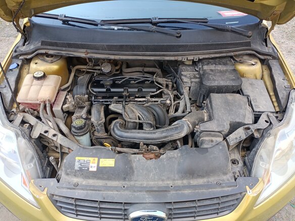 2008 Ford Focus II Рестайлинг, жёлтый, 370000 рублей - вид 13