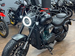 2026 QJMotor SRV 600 V2, чёрный, 589000 рублей, вид 2
