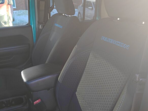 2024 Jeep Wrangler 4xe IV (JL) Рестайлинг, голубой, 6650000 рублей - вид 12