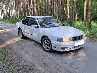 1996 Nissan Cefiro II (A32), белый, 255000 рублей, вид 4